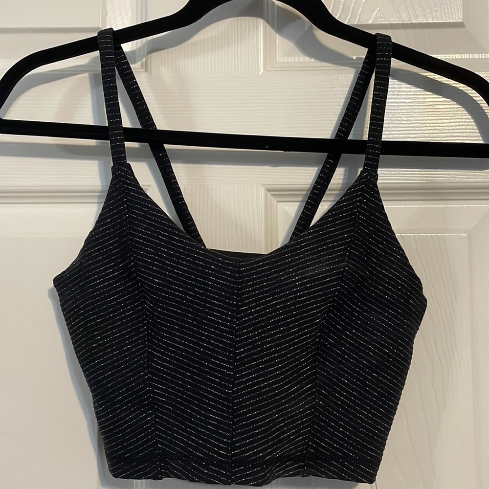 NWT SPORTS BRA